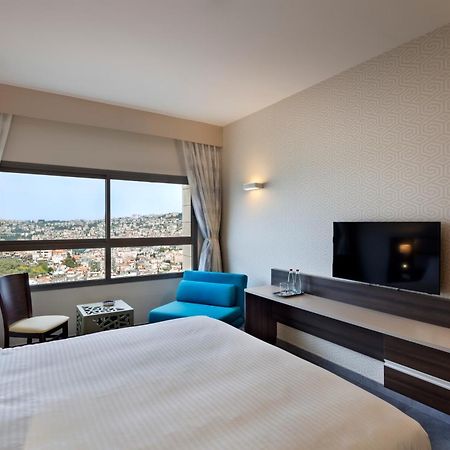Ramada Olivie Nazareth Hotel Екстериор снимка