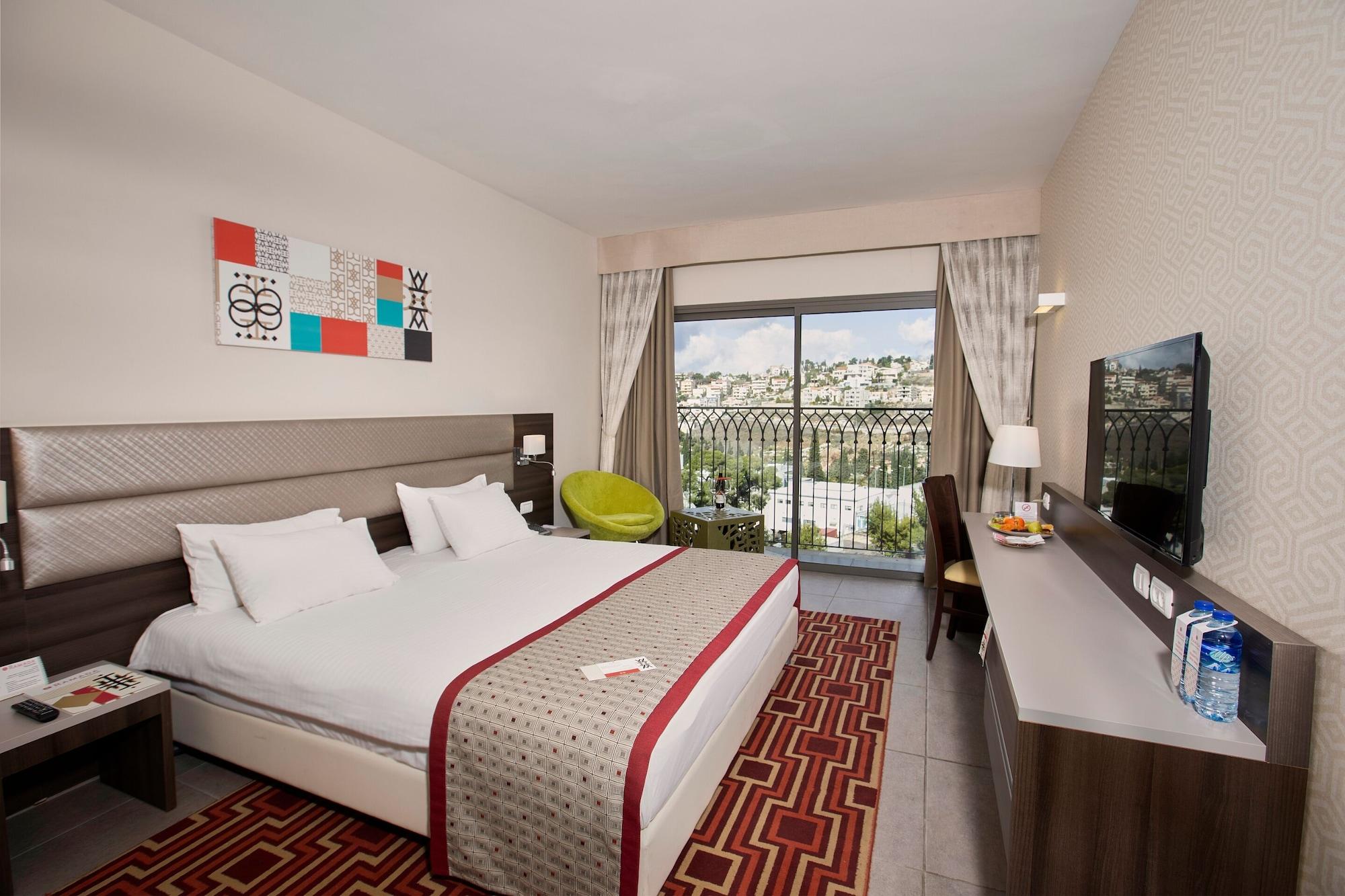 Ramada Olivie Nazareth Hotel Екстериор снимка