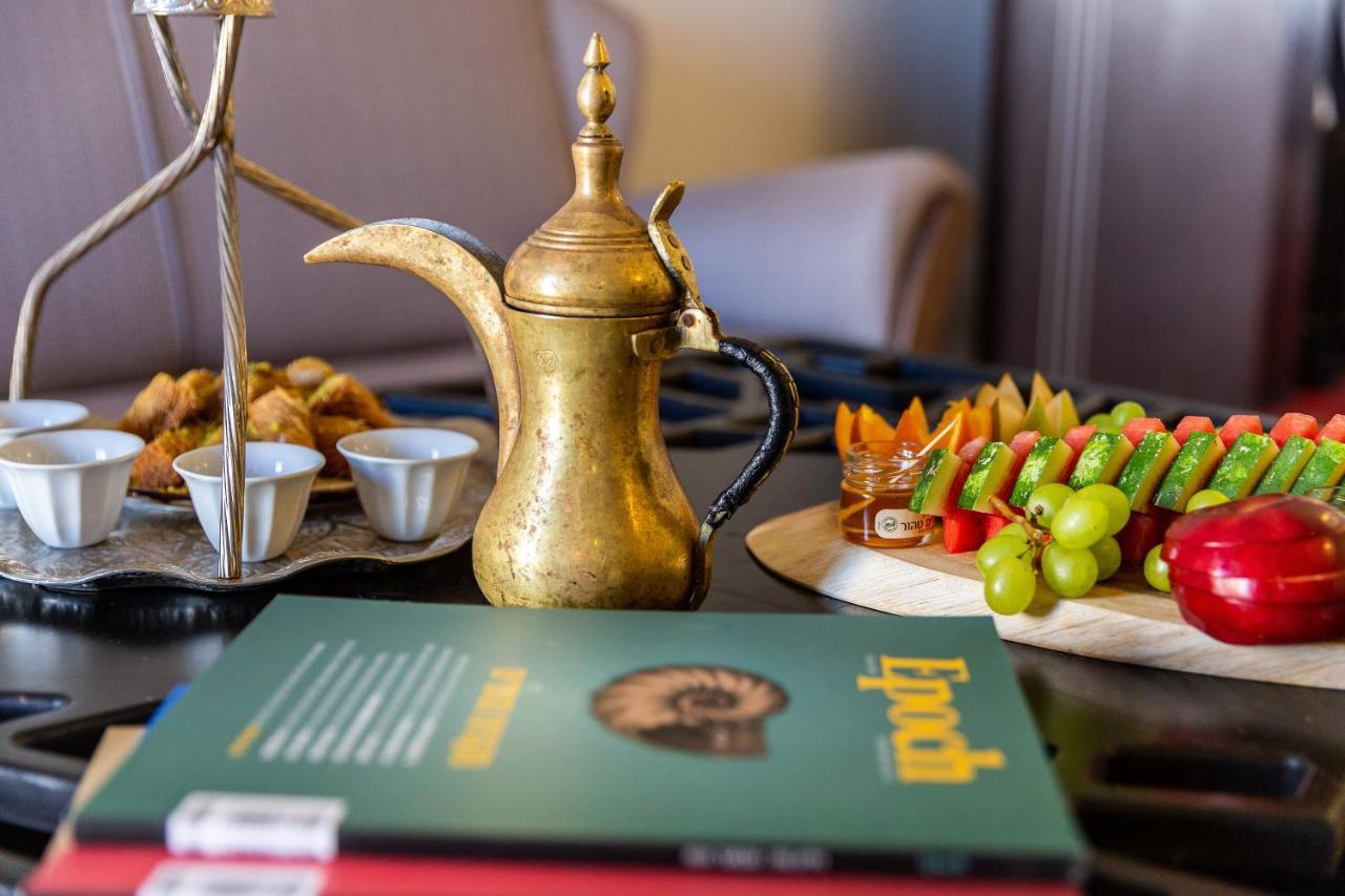 Ramada Olivie Nazareth Hotel Екстериор снимка