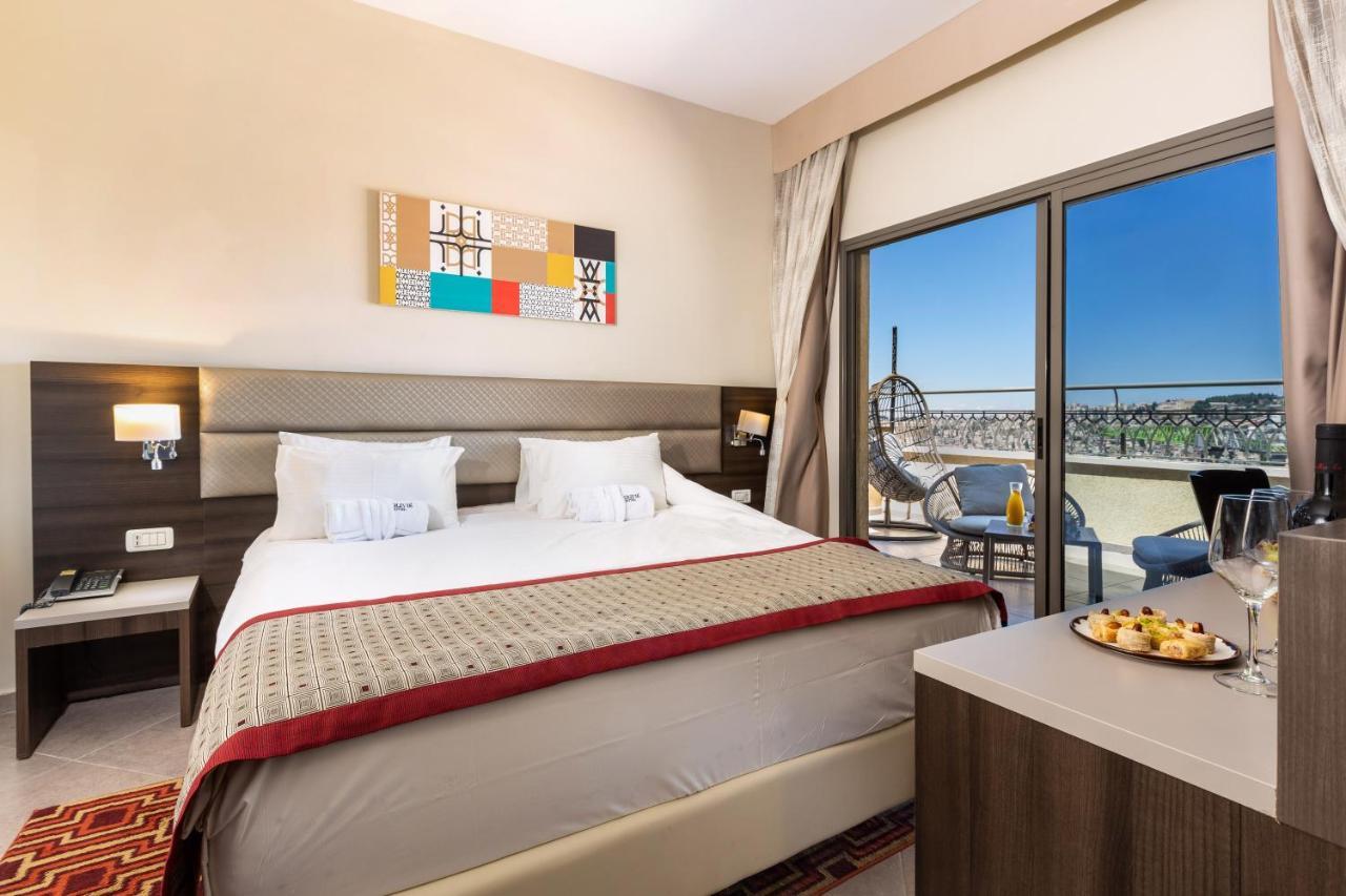 Ramada Olivie Nazareth Hotel Екстериор снимка