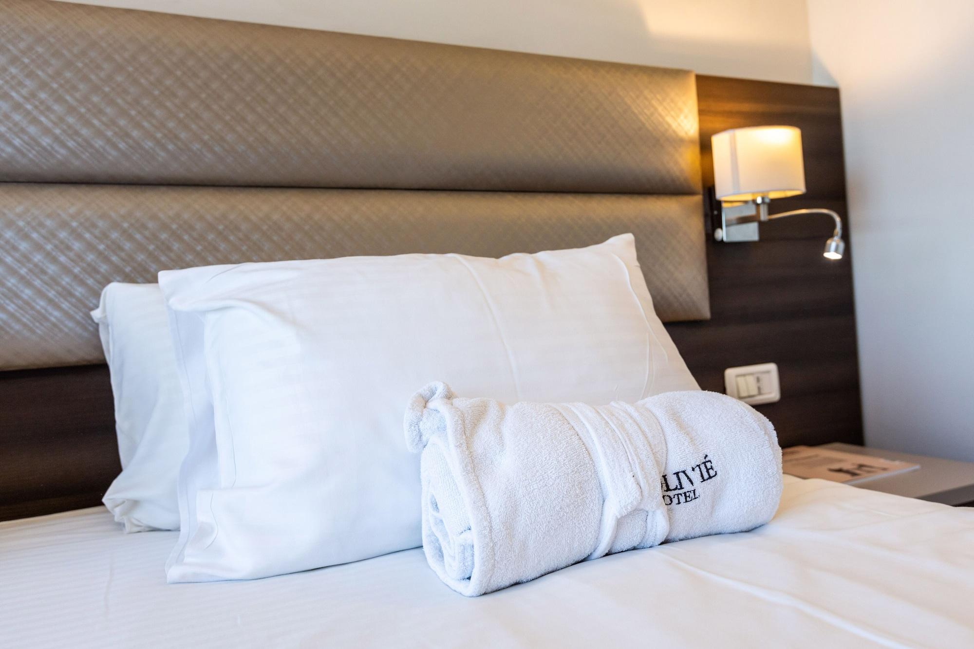 Ramada Olivie Nazareth Hotel Екстериор снимка