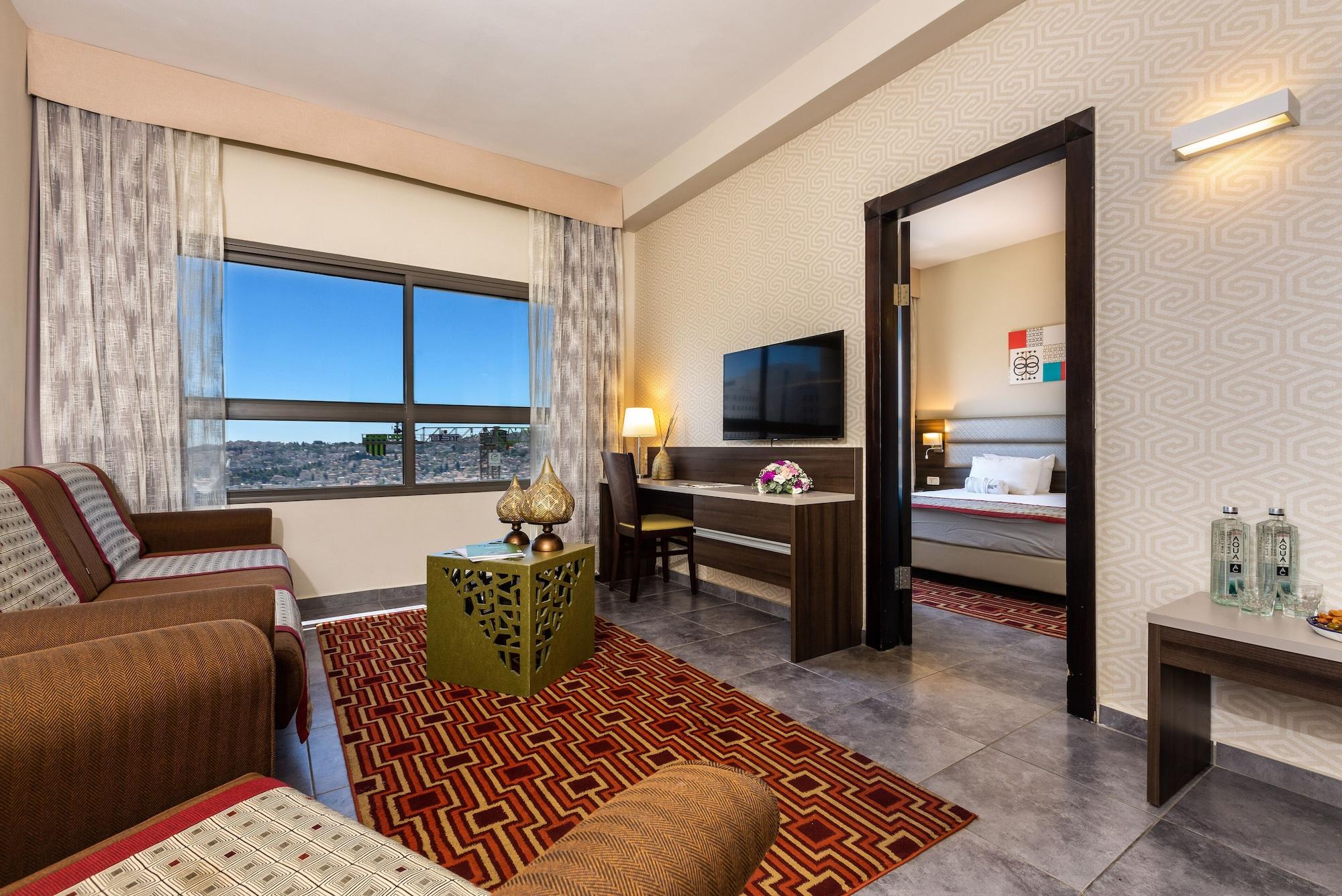 Ramada Olivie Nazareth Hotel Екстериор снимка