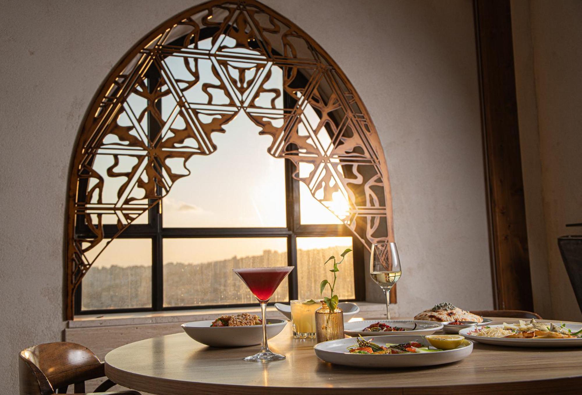 Ramada Olivie Nazareth Hotel Екстериор снимка